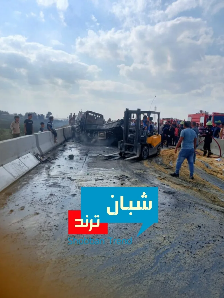 تصادم بين سيارتين نقل على الطريق الإقليمي بالقليوبية يؤدي لاشتعالهما وإصابة شخصين تصادم بين سيارتين نقل على الطريق الإقليمي بالقليوبية يؤدي لاشتعالهما وإصابة شخصين