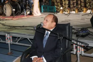 القارئ الطبيب أحمد نعينع.. الصوت الملائكي الذي صدح في سماء شبان بنها