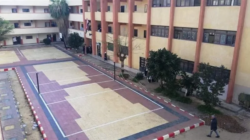 إدارة الخصوص التعليمية تفصل طالبة أسبوعين لخرقها الانضباط بالرقص داخل المدرسة إدارة الخصوص التعليمية تفصل طالبة أسبوعين لخرقها الانضباط بالرقص داخل المدرسة