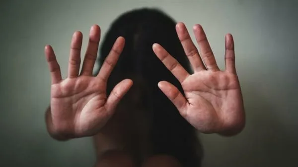 صراخ طفلة يكشف جريمة صامتة في كفر الشهاوى خاطر.. والنيابة تحقق مع بقال بتهمة هتك العرض