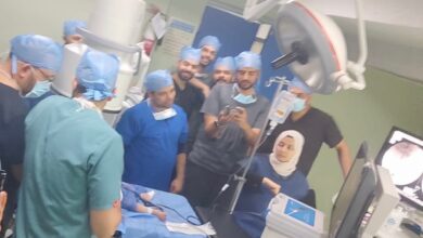 بطولة بيضاء داخل غرفة العمليات ببنها.. إنقاذ طفلة ابتلعت دبوسًا ظل في مريئها 6 أشهر بطولة بيضاء داخل غرفة العمليات ببنها.. إنقاذ طفلة ابتلعت دبوسًا ظل في مريئها 6 أشهر