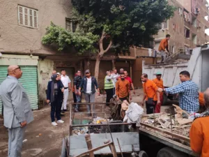 بتوجيهات المحافظ.. نائبة القليوبية تشن حملة مكبرة لإزالة الإشغالات وتحسين الشوارع بشبرا الخيمة