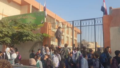 الانضباط أولًا: تعليم القليوبية توضح سبب تأخر دخول الطلاب