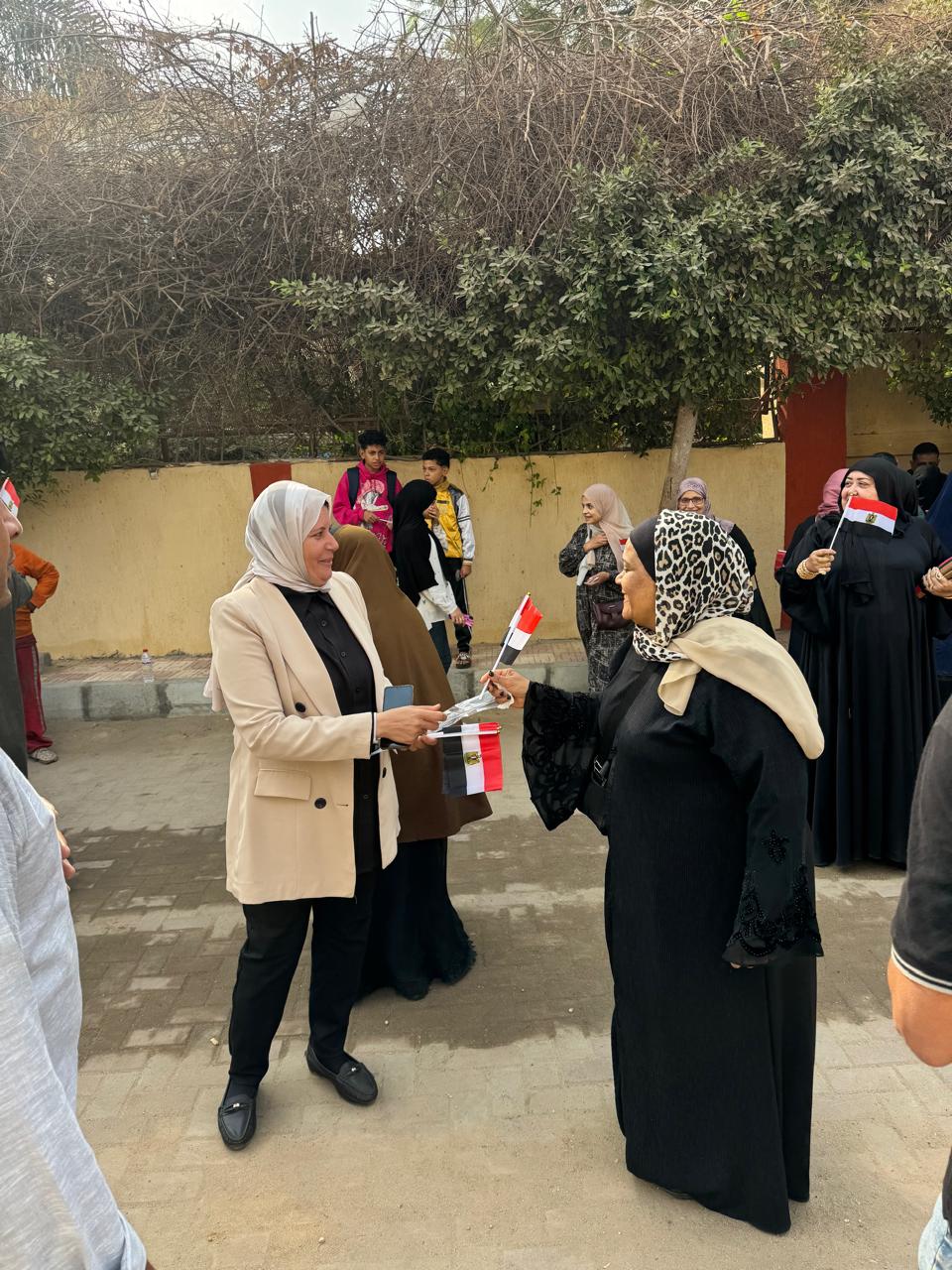 توافد ملحوظ من الناخبين على لجان قليوب وكفر شكر مع انطلاق التصويت في انتخابات مجلس النواب 2025 توافد ملحوظ من الناخبين على لجان قليوب وكفر شكر مع انطلاق التصويت في انتخابات مجلس النواب 2025