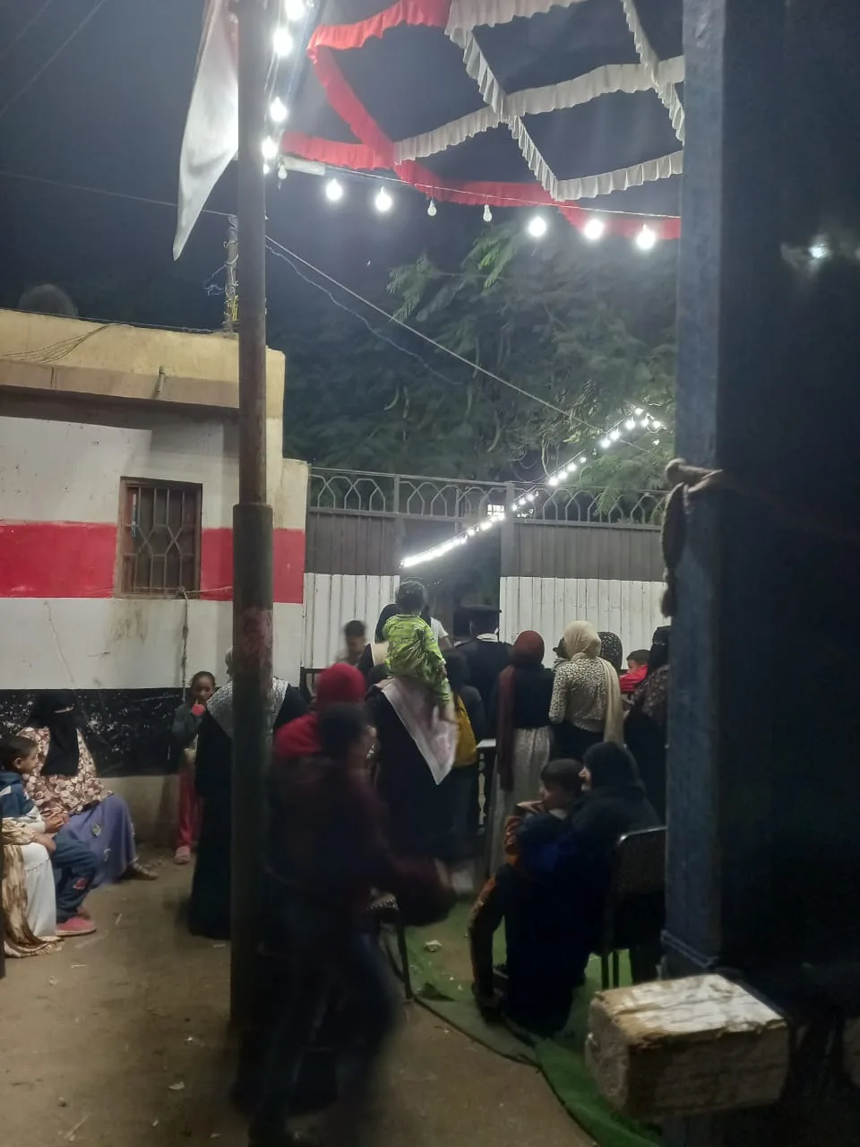 توافد المواطنين على لجان الاقتراع في الفترة المسائية بانتخابات مجلس النواب