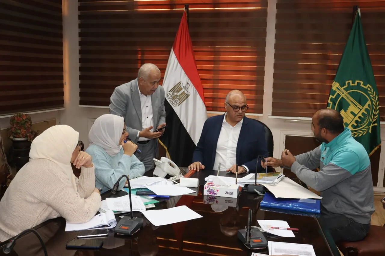 محافظ القليوبية يلتقي المواطنين ببنها ويحقق استجابات فورية لقضايا إنسانية وخدمية