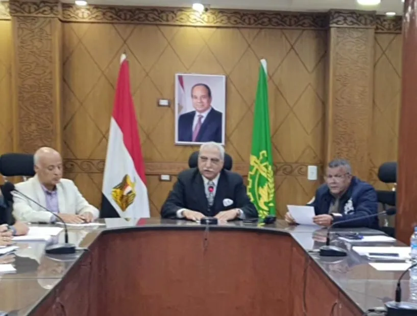استبعاد مدير مدرسة الرملة وإحالة مسؤولين بتعليم بنها للتحقيق بعد حفل لمرشح داخل المدرسة