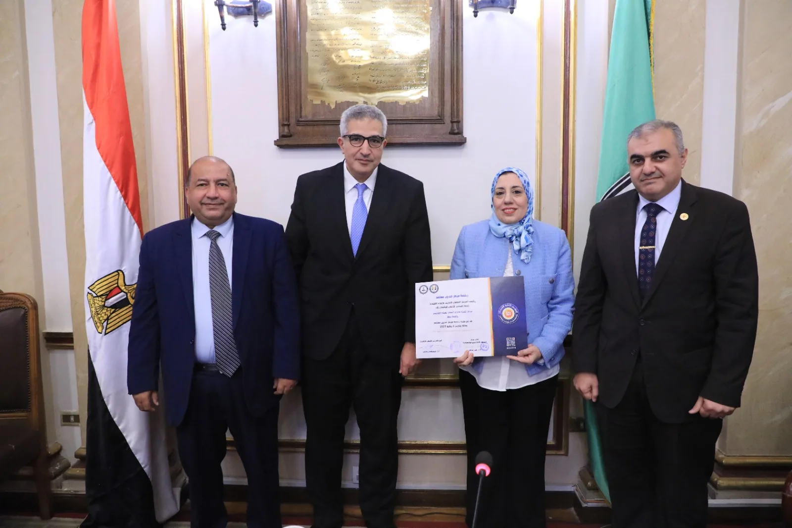اعتماد مركز تنمية قدرات أعضاء هيئة التدريس بجامعة بنها من المركز القومي للتدريب وإعداد القيادات