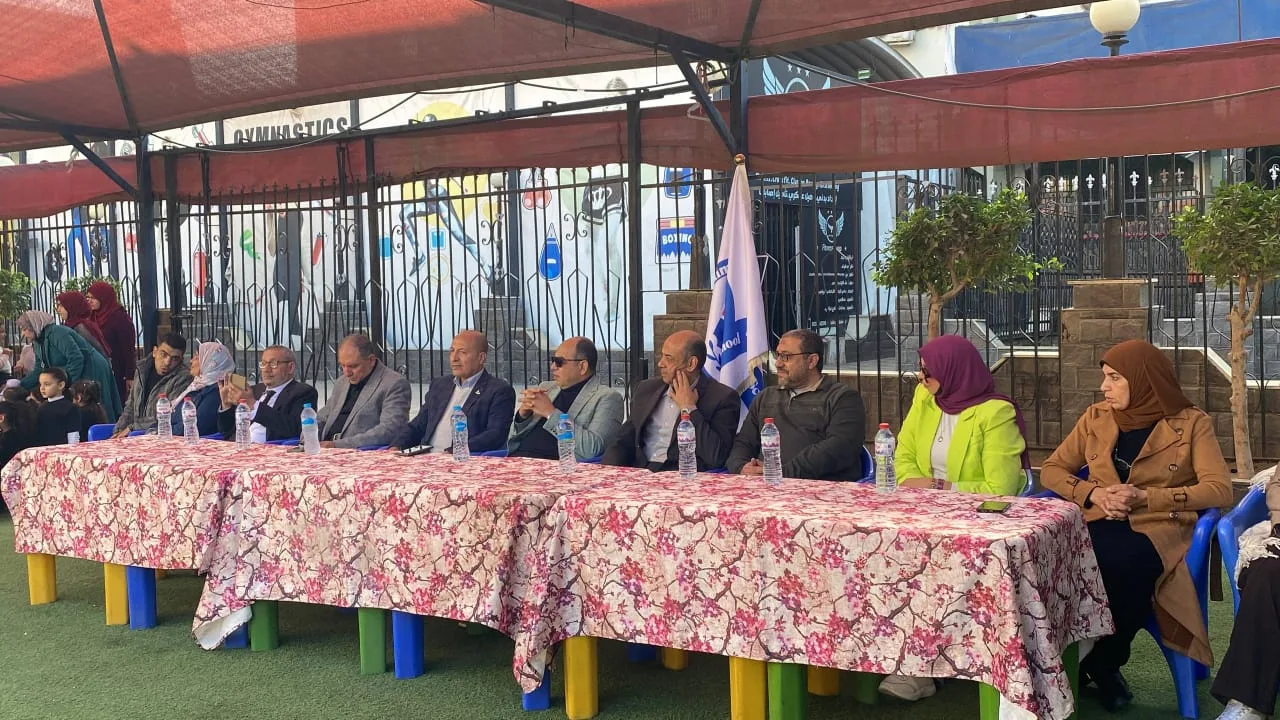 صغار وحلم كبير ..مدارس الشبان ببنها تحتفي بعيد الطفولة صغار وحلم كبير ..مدارس الشبان ببنها تحتفي بعيد الطفولة