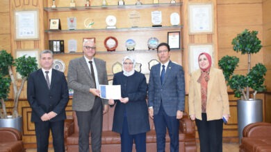 مجلس جامعة بنها يكرم الكليات الفائزة بمسابقة أفضل المواقع الإلكترونية مجلس جامعة بنها يكرم الكليات الفائزة بمسابقة أفضل المواقع الإلكترونية