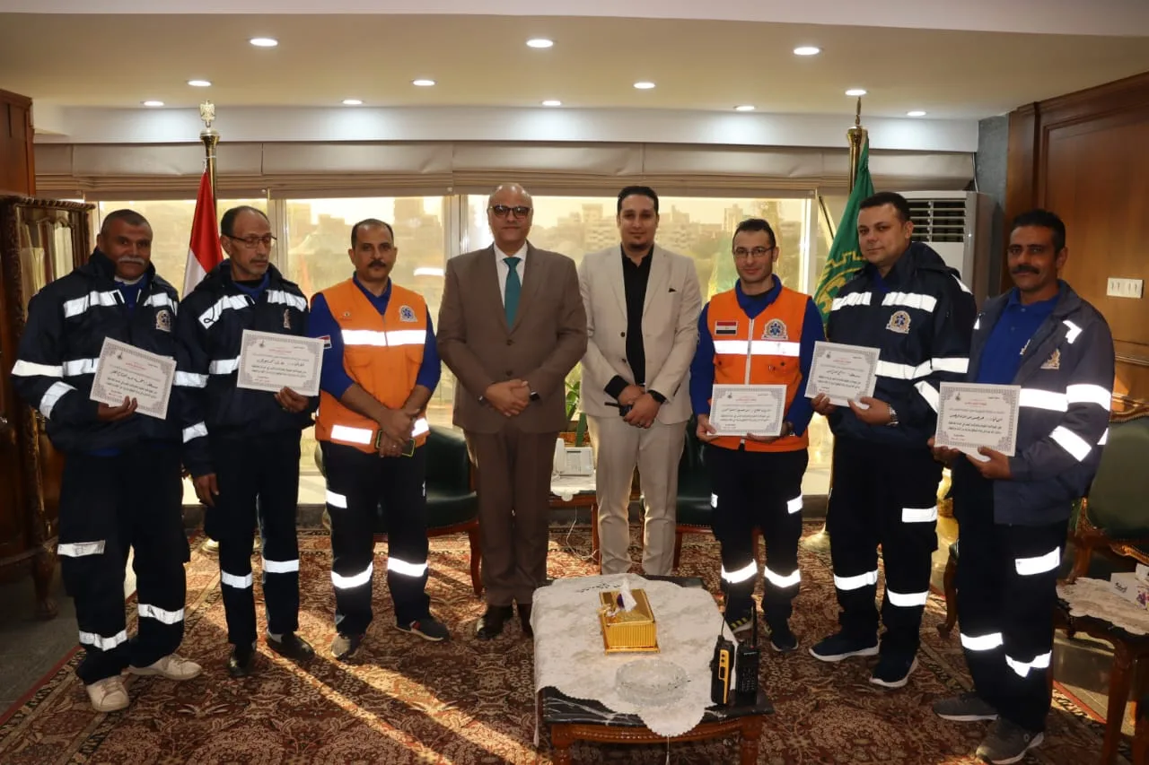 ملحمة أمانة بالقليوبية: أطقم الإسعاف يعيدون مشغولات ذهبية بمليون جنيه والمحافظ يكرّمهم