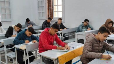 جدل بين طلاب الإعدادية بالقليوبية حول صعوبة امتحان العلوم ونفي تسريب جدل بين طلاب الإعدادية بالقليوبية حول صعوبة امتحان العلوم ونفي تسريب