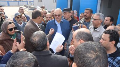محافظ القليوبية يطلق التيار الكهربائي بمحطة مياه شبلنجة ببنها لبدء التشغيل محافظ القليوبية يطلق التيار الكهربائي بمحطة مياه شبلنجة ببنها لبدء التشغيل