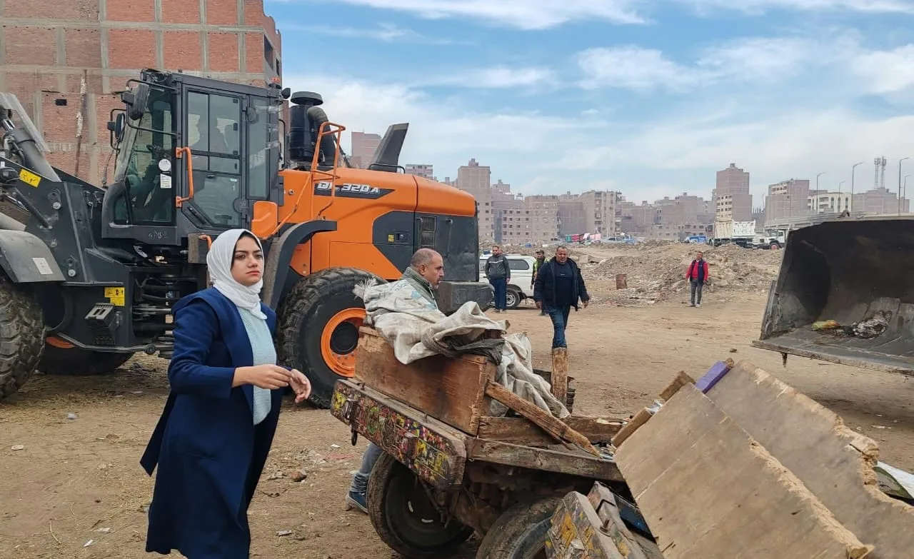 حملة موسعة لإزالة عربات الكارو والقضاء على "النبيشة والفريزة" بشبرا الخيمة