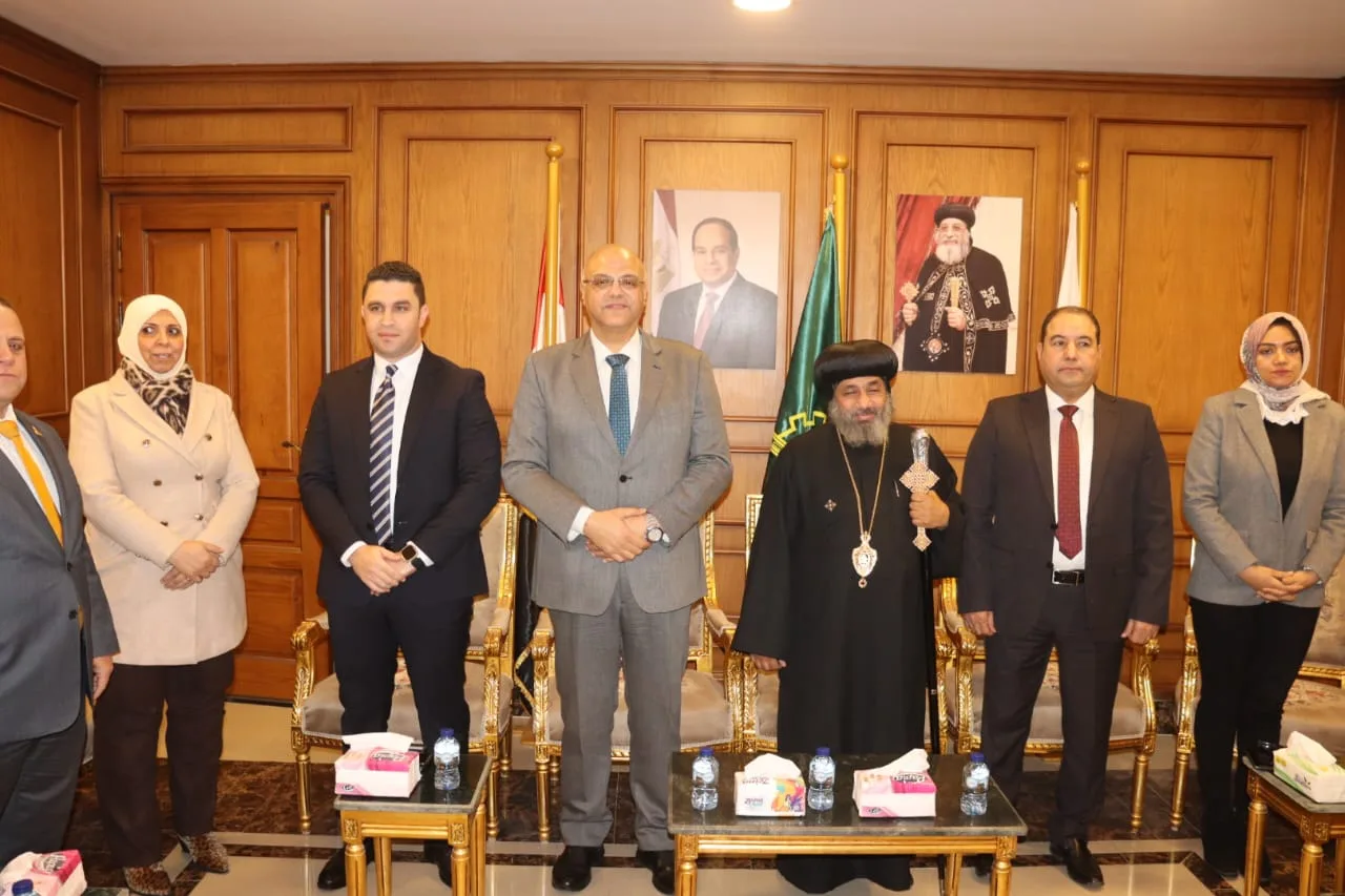 محافظ القليوبية ومدير أمن القليوبية يقدمان التهنئة بعيد الميلاد المجيد بمطرانية شبين القناطر محافظ القليوبية ومدير أمن القليوبية يقدمان التهنئة بعيد الميلاد المجيد بمطرانية شبين القناطر