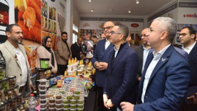 وزير الاستثمار يلتقي مستثمري المنطقة الاستثمارية ببنها ويؤكد التوسع في المناطق الاستثمارية وتسريع إصدار التراخيص