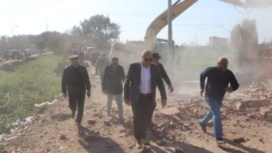محافظ القليوبية يشهد حملة مكبرة لإزالة التعديات بقرية سندبيس بالقناطر الخيرية محافظ القليوبية يشهد حملة مكبرة لإزالة التعديات بقرية سندبيس بالقناطر الخيرية