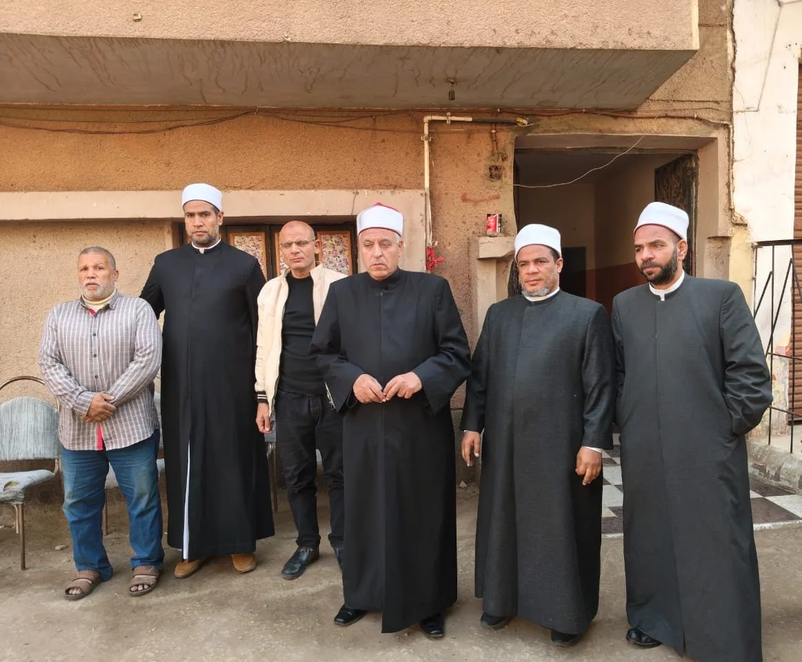 منطقة القليوبية الأزهرية تقدّم واجب العزاء في ضحايا حادث تسريب الغاز ببنها