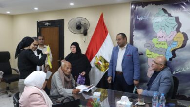 تكافل وفرص عمل وسكن إيواء.. محافظ القليوبية يلبي مطالب المواطنين في لقاء جماهيري