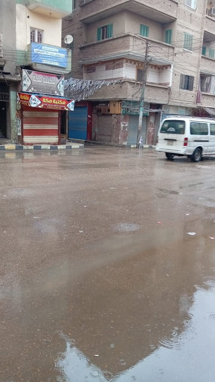 امطار غزيرة بالقليوبية والمحافظة ترفع حالة الطوارئ