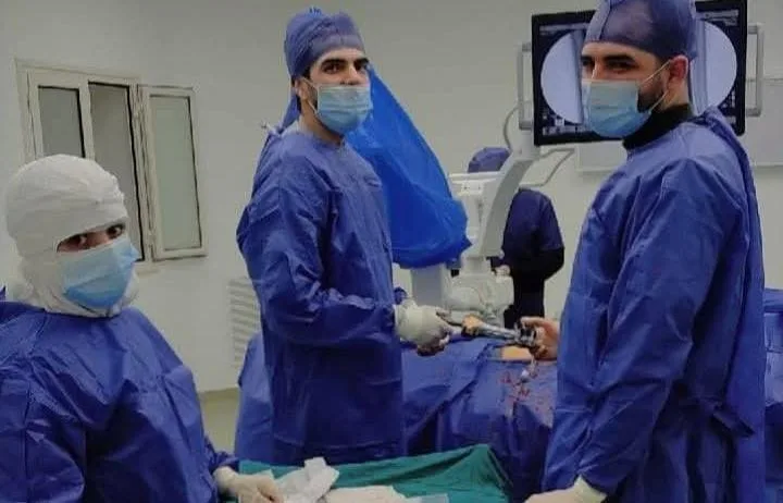 إنقاذ قدم مريض من الغرغرينا بالقليوبية: فريق طبي ينقذ حياة المريض بمستشفى القناطر
