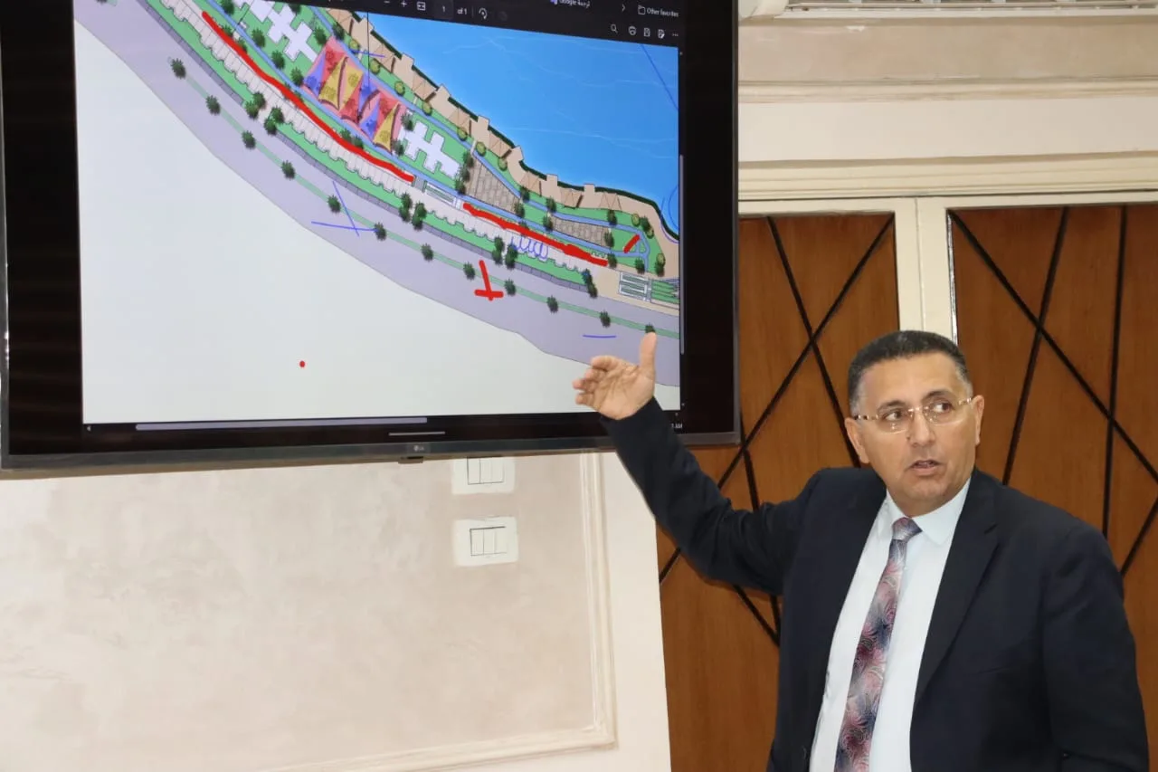 انطلاقة حضارية جديدة بالقليوبية.. المحافظ يدفع بتنفيذ ممشى أهل مصر ببنها ويعيد صياغة كورنيش القناطر الخيرية بروحها التراثية انطلاقة حضارية جديدة بالقليوبية.. المحافظ يدفع بتنفيذ ممشى أهل مصر ببنها ويعيد صياغة كورنيش القناطر الخيرية بروحها التراثية