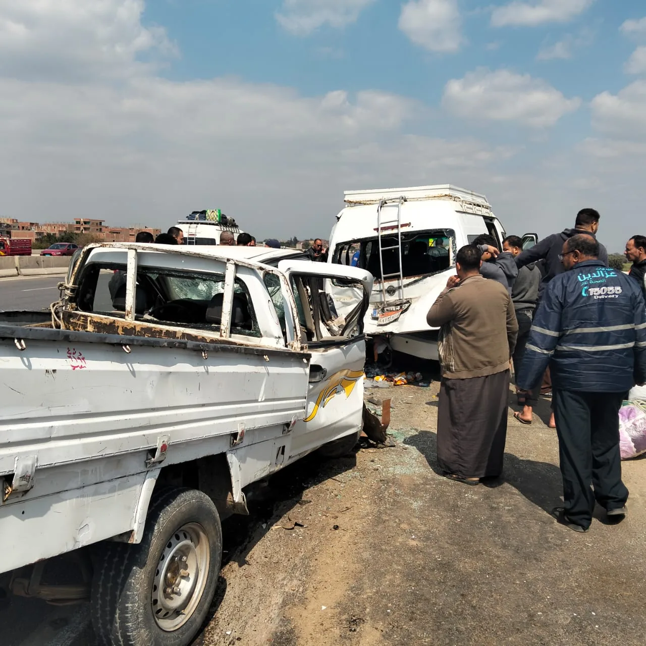 تصادم ميكروباص ونقل بالطريق الحر ببنها يُسفر عن إصابة 5 أشخاص بالقليوبية
