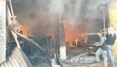 مصرع شخص وإصابة 3 في حريق هائل بمحال موبيليات خلف نقطة كفر حمزة بالقليوبية