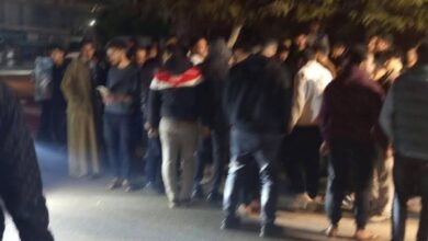 سيارة بدون لوحات معدنية تدهس مواطنًا بشارع فريد ندا ببنها وقائدها يفر هاربًا