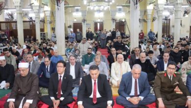 حشود غفيرة تملأ مسجد ناصر ببنها.. ومحافظ القليوبية يتقدم المصلين في صلاة عيد الفطر وسط أجواء مبهجة حشود غفيرة تملأ مسجد ناصر ببنها.. ومحافظ القليوبية يتقدم المصلين في صلاة عيد الفطر وسط أجواء مبهجة