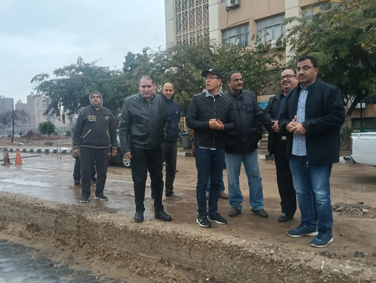 جامعة بنها تواجه آثار الطقس السيئ… رئيس الجامعة يتفقد المنشآت ويعلق الدراسة جامعة بنها تواجه آثار الطقس السيئ… رئيس الجامعة يتفقد المنشآت ويعلق الدراسة