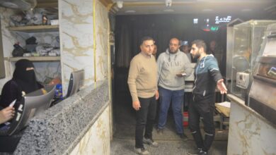 حملات مكثفة لفرض الانضباط.. محافظ القليوبية يتابع غلق المحال ويرفع الإشغالات بشبرا الخيمة