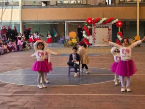 الشبان ببنها تحتفل بعيد الأم.. فعاليات تفاعلية وأجواء مليئة بالبهجة للأطفال وأولياء الأمور