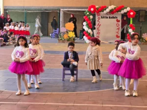 الشبان ببنها تحتفل بعيد الأم.. فعاليات تفاعلية وأجواء مليئة بالبهجة للأطفال وأولياء الأمور