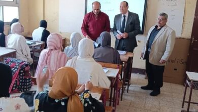 وكيل تعليم القليوبية يشن جولة مفاجئة بمدارس الشموت ويحيل مقصرين للتحقيق بسبب ضعف الانضباط
