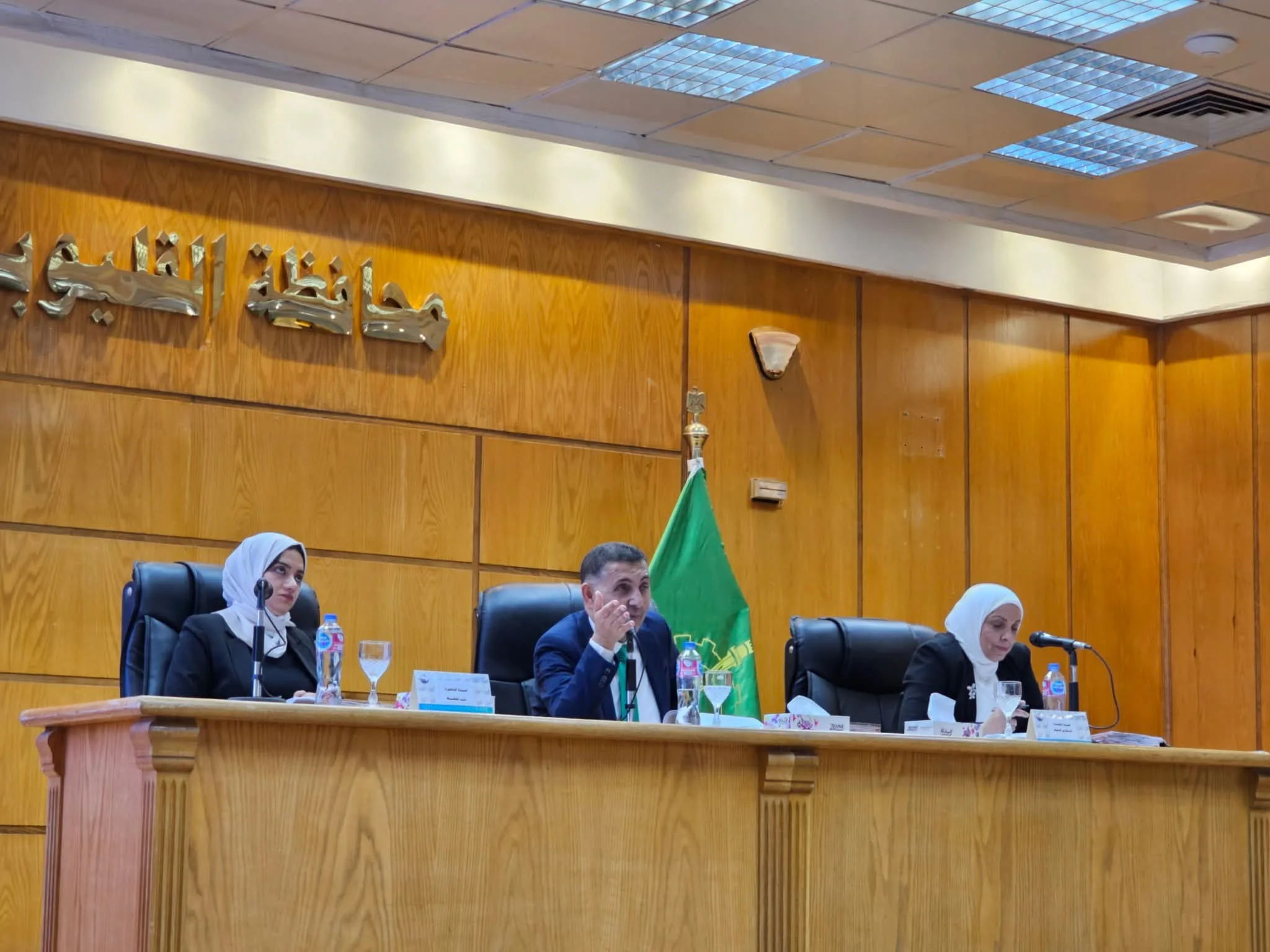 محافظ القليوبية يشدد على الطوارئ وتأمين المواطنين قبل عيد القيامة وشم النسيم محافظ القليوبية يشدد على الطوارئ وتأمين المواطنين قبل عيد القيامة وشم النسيم
