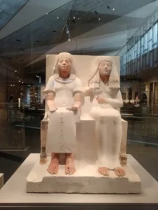 طلاب الشبان العالمية ببنها يزورون المتحف المصري الكبير في رحلة تعليمية مميزة