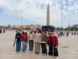 طلاب الشبان العالمية ببنها يزورون المتحف المصري الكبير في رحلة تعليمية مميزة