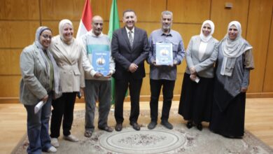 محافظ القليوبية يضع نهاية لملف عالق منذ سنوات بتسليم أول عقود تقنين أراضي الدولة محافظ القليوبية يضع نهاية لملف عالق منذ سنوات بتسليم أول عقود تقنين أراضي الدولة