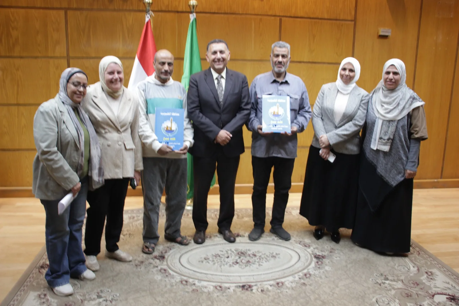 محافظ القليوبية يضع نهاية لملف عالق منذ سنوات بتسليم أول عقود تقنين أراضي الدولة