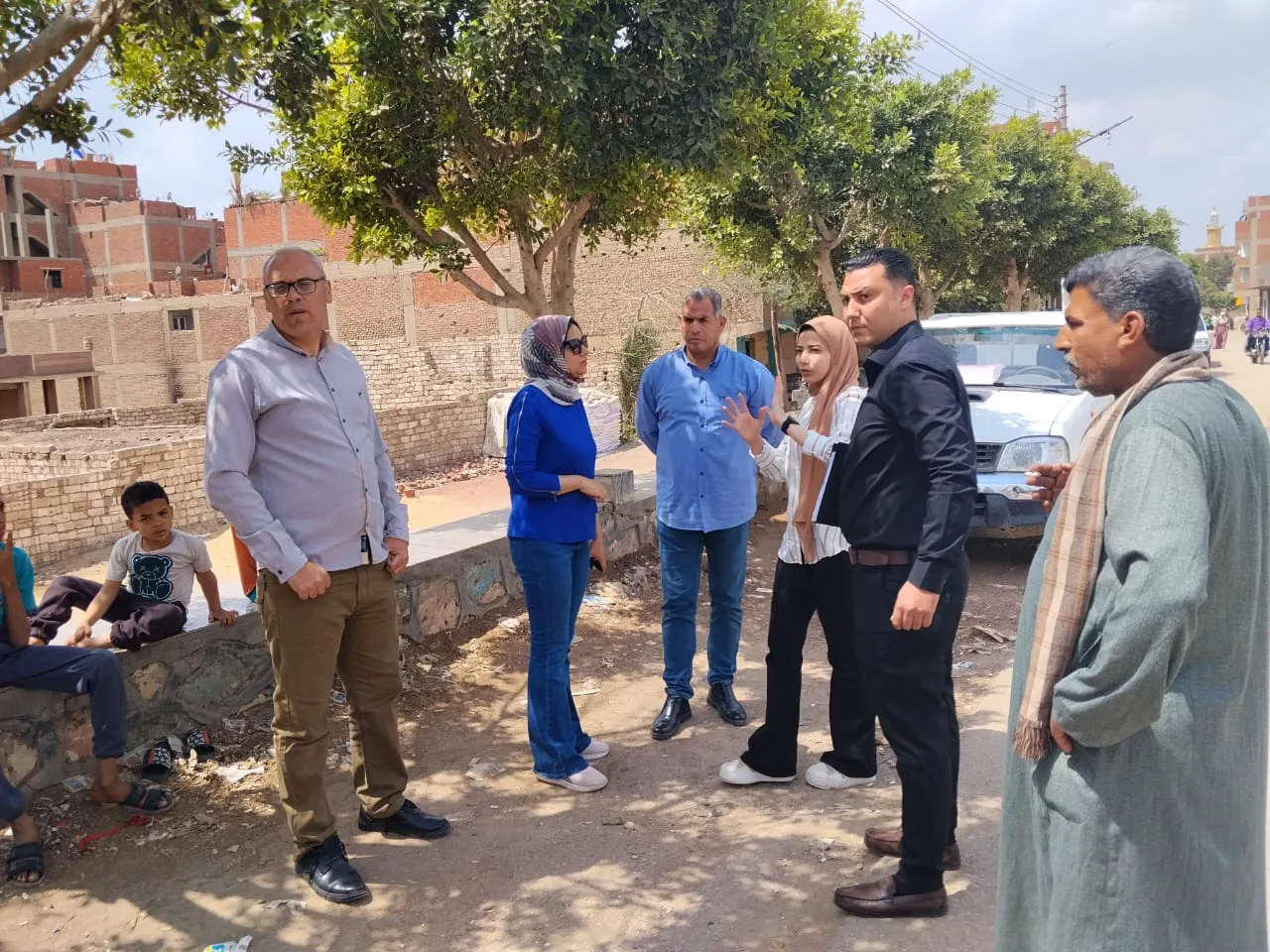 نائب محافظ القليوبية تقود جولة ميدانية ببنها وطحلة.. توجيهات عاجلة لحل مشكلات النقل والنظافة ورفع كفاءة الخدمات