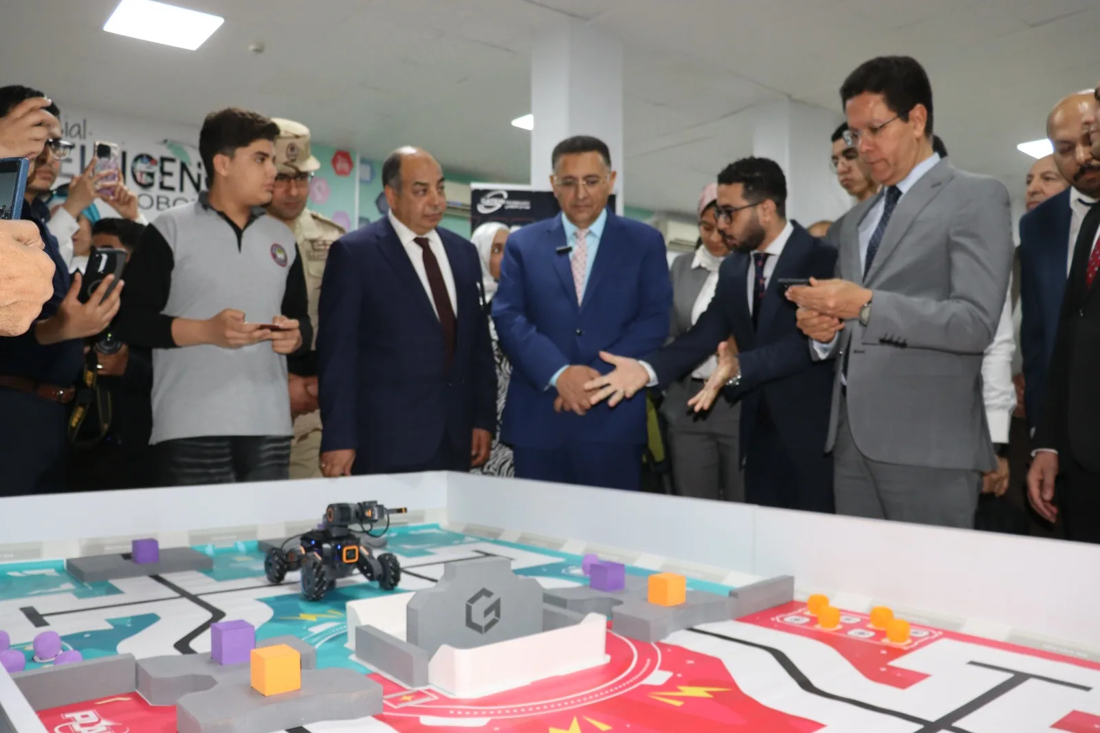 القليوبية تدخل عصر الذكاء الاصطناعي.. افتتاح مركز الشبان للذكاء الاصطناعي ببنها لتأهيل الطلاب لمستقبل التحول الرقمي القليوبية تدخل عصر الذكاء الاصطناعي.. افتتاح مركز الشبان للذكاء الاصطناعي ببنها لتأهيل الطلاب لمستقبل التحول الرقمي