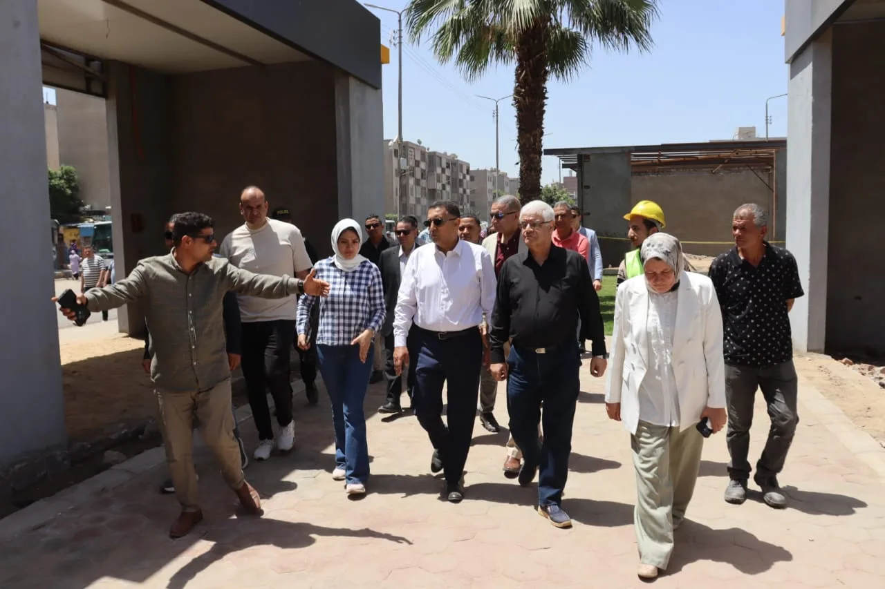 محافظ القليوبية يتابع تطوير الأسواق الحضارية بشبرا الخيمة ويوجه بتسريع التنفيذ ودعم فرص العمل محافظ القليوبية يتابع تطوير الأسواق الحضارية بشبرا الخيمة ويوجه بتسريع التنفيذ ودعم فرص العمل