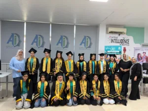 طلاب الشبان يبدعون داخل مركز الذكاء الاصطناعي والتحول الرقمي.. تجربة تعليمية تصنع قادة المستقبل