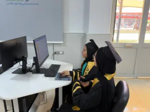 طلاب الشبان يبدعون داخل مركز الذكاء الاصطناعي والتحول الرقمي.. تجربة تعليمية تصنع قادة المستقبل