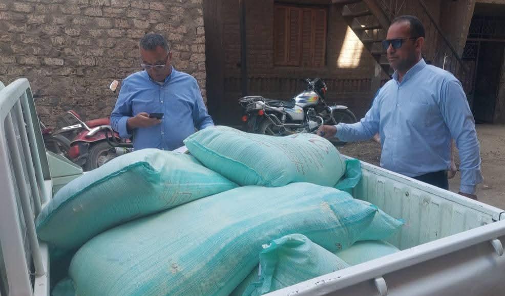 تموين القليوبية يضبط نصف طن دقيق مدعم قبل بيعه في السوق السوداء