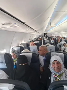 وصول أول أفواج حجاج الجمعيات الأهلية بالقليوبية إلى الأراضي المقدسة وسط استعدادات مكثفة من التضامن الاجتماعي