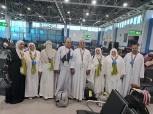 وصول أول أفواج حجاج الجمعيات الأهلية بالقليوبية إلى الأراضي المقدسة وسط استعدادات مكثفة من التضامن الاجتماعي