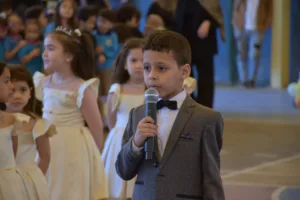 وسط أجواء من البهجة والإبداع.. براعم الشبان العالمية ببنها يحتفلون بالتخرج في حفل استثنائي