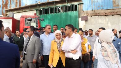محافظ القليوبية ومدير الأمن يتابعان السيطرة على حريق بـ3 منشآت صناعية بالقناطر الخيرية محافظ القليوبية ومدير الأمن يتابعان السيطرة على حريق بـ3 منشآت صناعية بالقناطر الخيرية